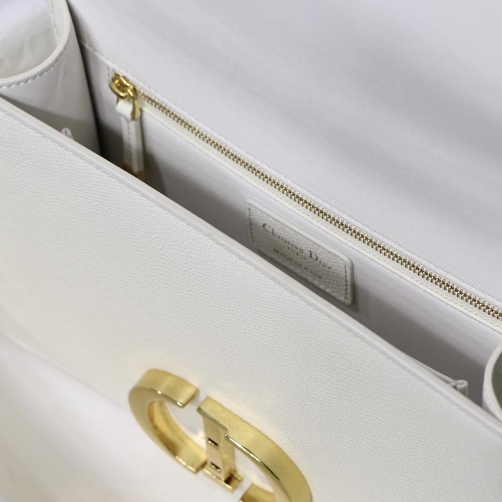 30 MONTAIGNE バッグ ラテボックスカーフスキン